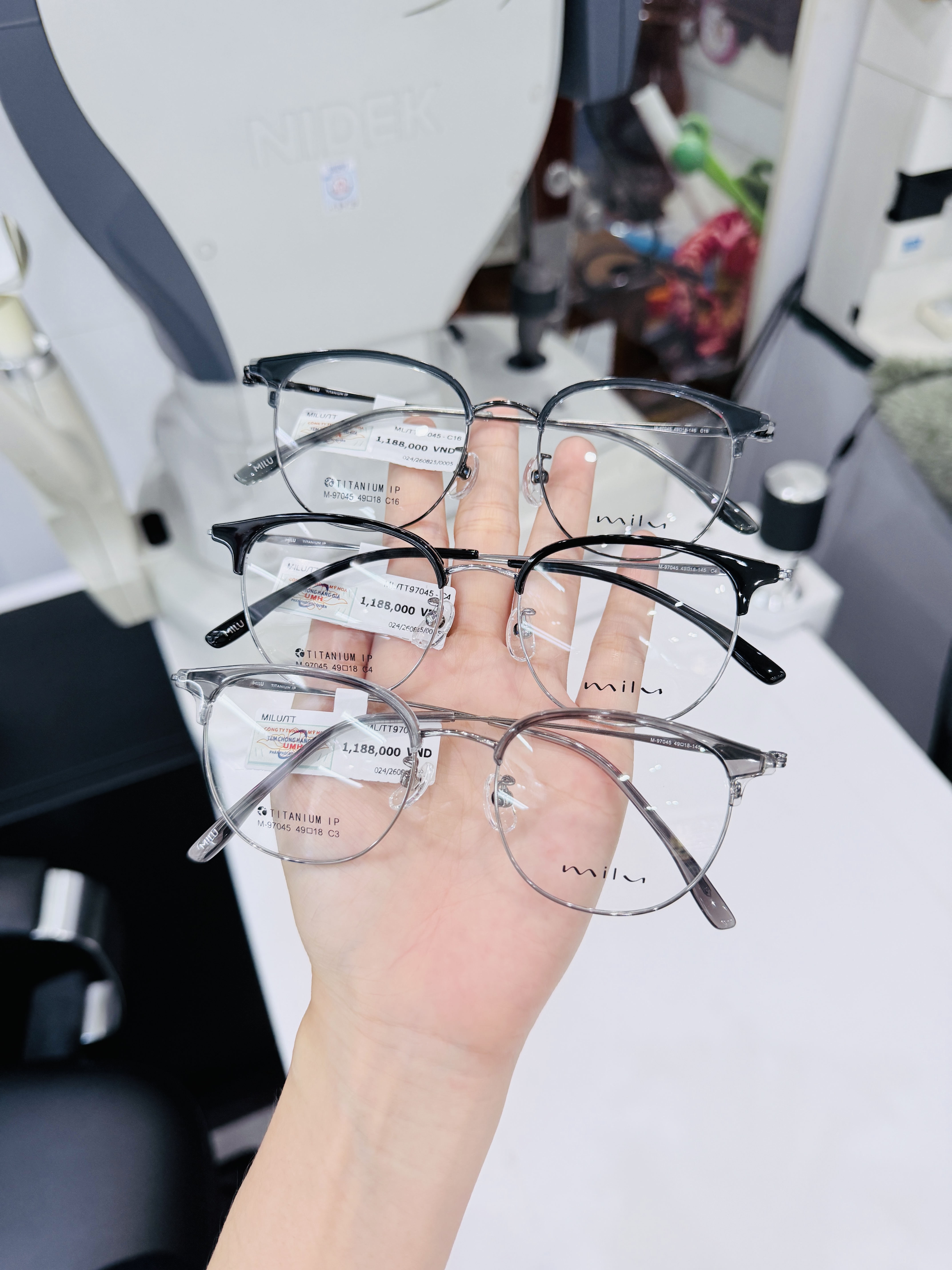 GỌNG KÍNH TITANIUM MILU M-97045